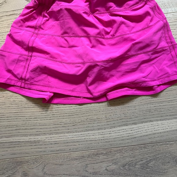 lululemon athletica Fuchsia Mini Skirt - Picture 2 of 2